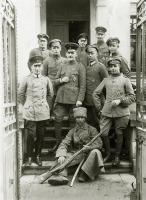 Россия - Германские офицеры и солдат Центральной Рады в оккупированном Севастополе