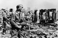 Волгоград - Немецкие войска в разоренном Сталинграде, начало 1943 года.