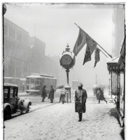 Соединённые Штаты Америки - Снежная буря в Вашингтоне в апреле 1924 г.
