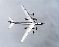 Авиация - Ту-95 в полете