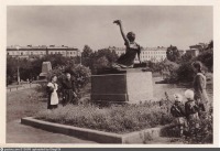 Санкт-Петербург - Памятник Раймонде Дьен