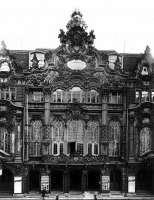 Дрезден - Центральный театр на улице Waisenhaus,