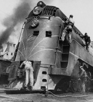 Железная дорога (поезда, паровозы, локомотивы, вагоны) - Подготовка стримлайнера к рейсу