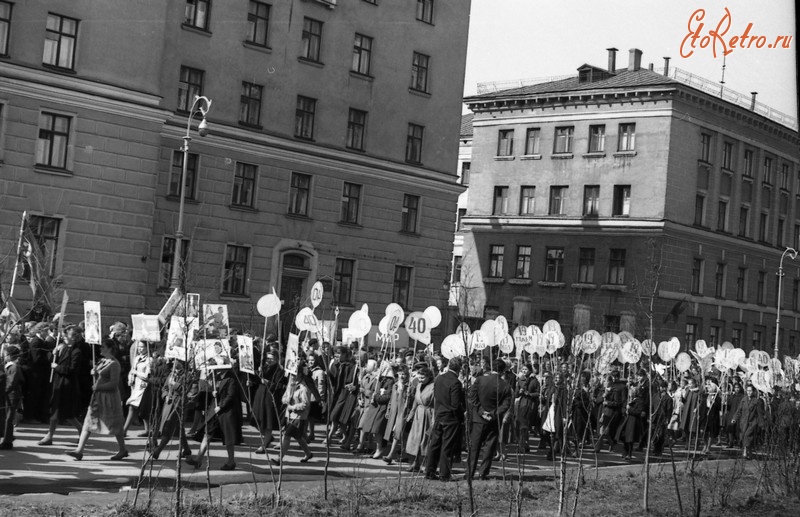 Мурманск - Мурманск. 19.05.1962 г. День пионерии.