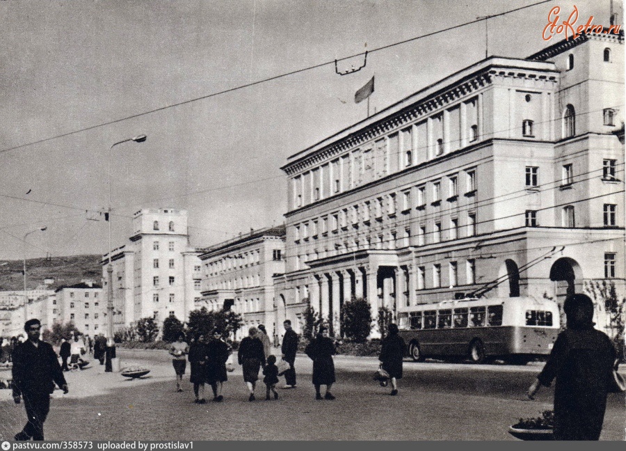 Мурманск - Дом Советов