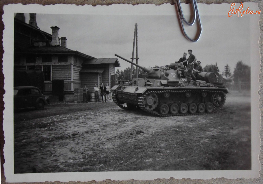 Орловская область - Немецкий танк Т-III  на железнодорожной станции Становой колодезь во время немецкой оккупации