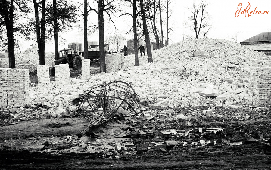 Спасск-Рязанский - Село Ижевское. Снос Никольской церкви.