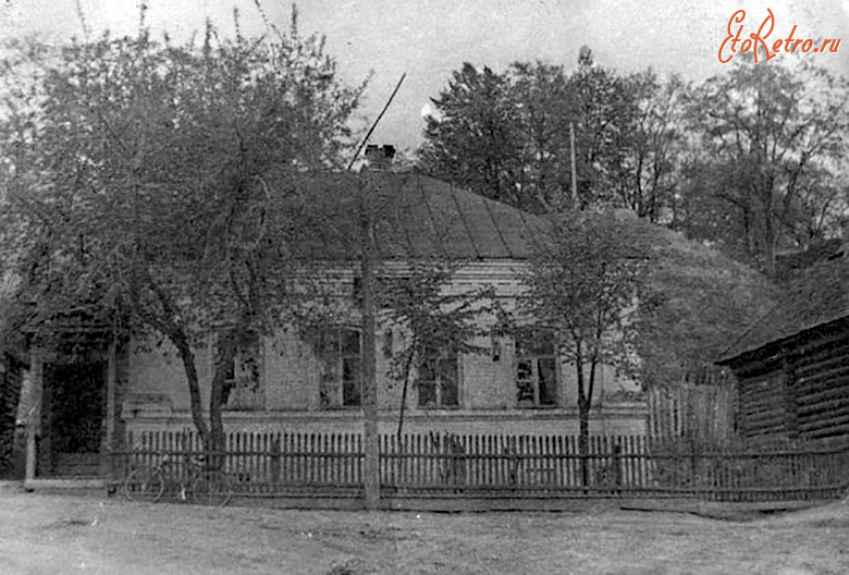 Кадом - Здание сберкассы (дом купца Скорнякова).