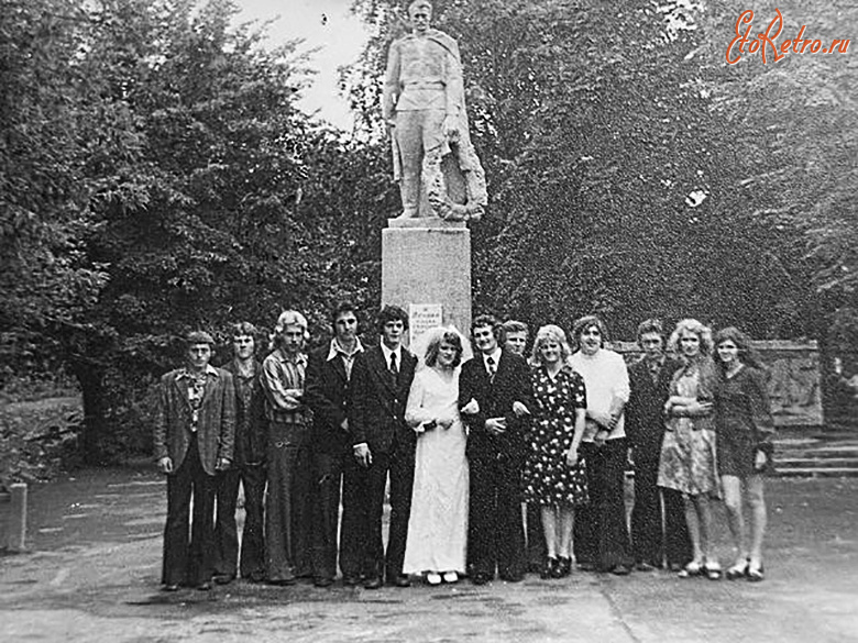 Кадом - Мемориальный комплекс «Воинам – землякам»