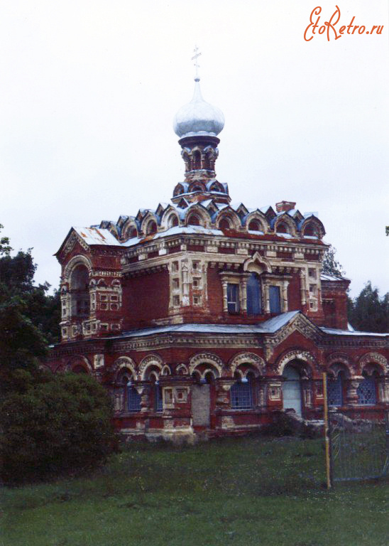 Старожилово - Церковь Петра и Павла в Старожилово.