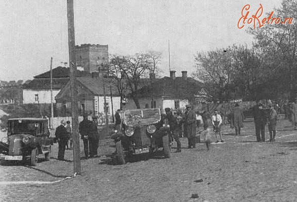 Ретро автомобили - Зліт автомобілістів в Луцьку.