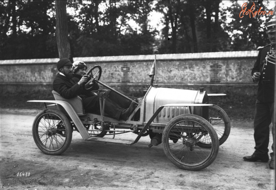 Ретро автомобили - Гонки пебережья Гайон в Эре 1911