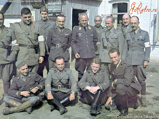 Луганск - Итальянские солдаты в Ворошиловграде.