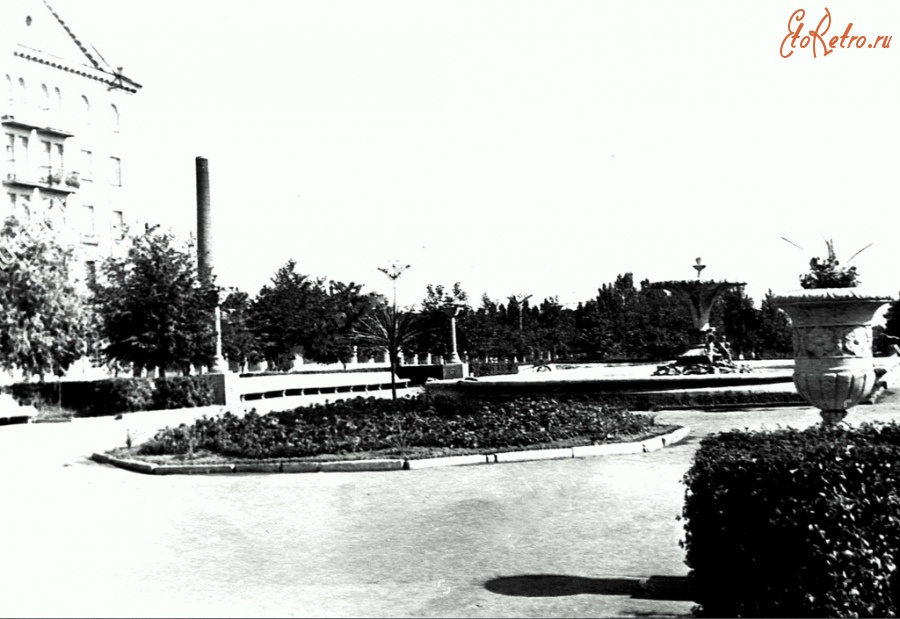 Луганск - Площадь Героев ВОВ. 1956-1959 г.