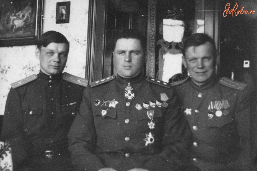 Россия - Три брата Ивановы