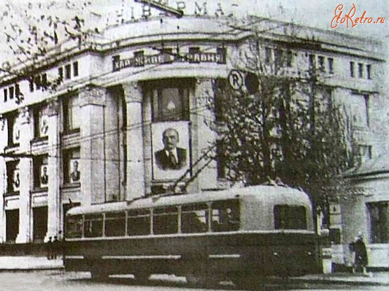 Житомир - Центральный универмаг.