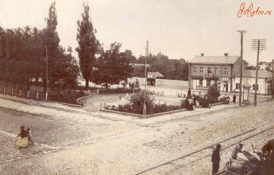 Старый бульвар. Житомир до революции. Памятник Пушкину в Житомире. Житомир старые фото.