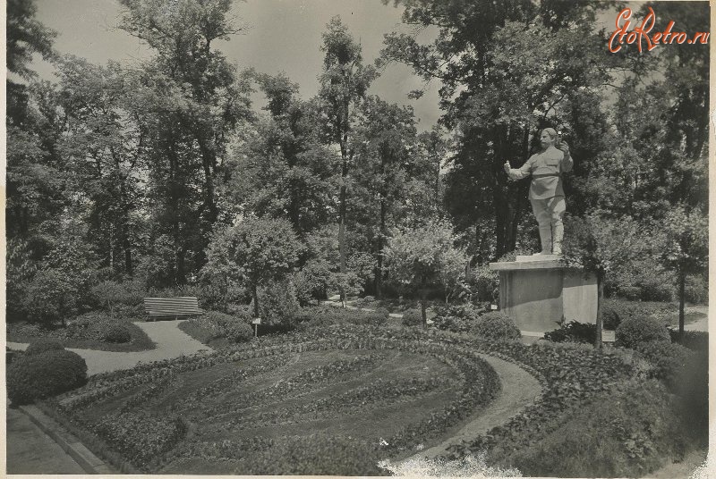 Кисловодск - Памятник Г. К. Орджоникидзе