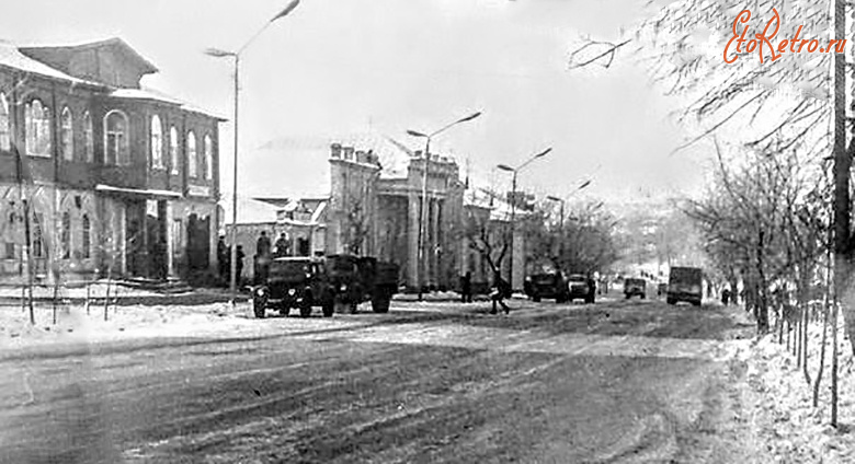 Рассказово - Улица Советская. Кинотеатр 