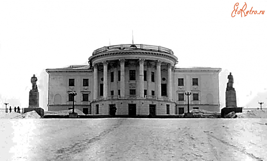 Сатка - Дворец культуры «Магнезит».