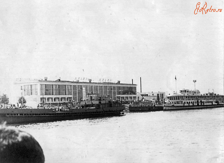 Казань - Волга. Речной вокзал.