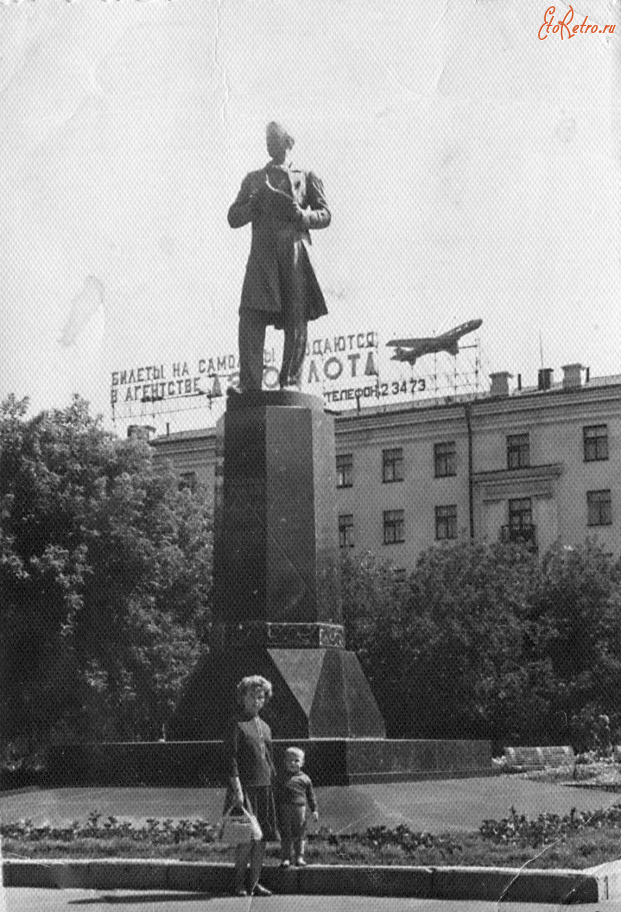 Казань - Памятник Г. Тукаю.