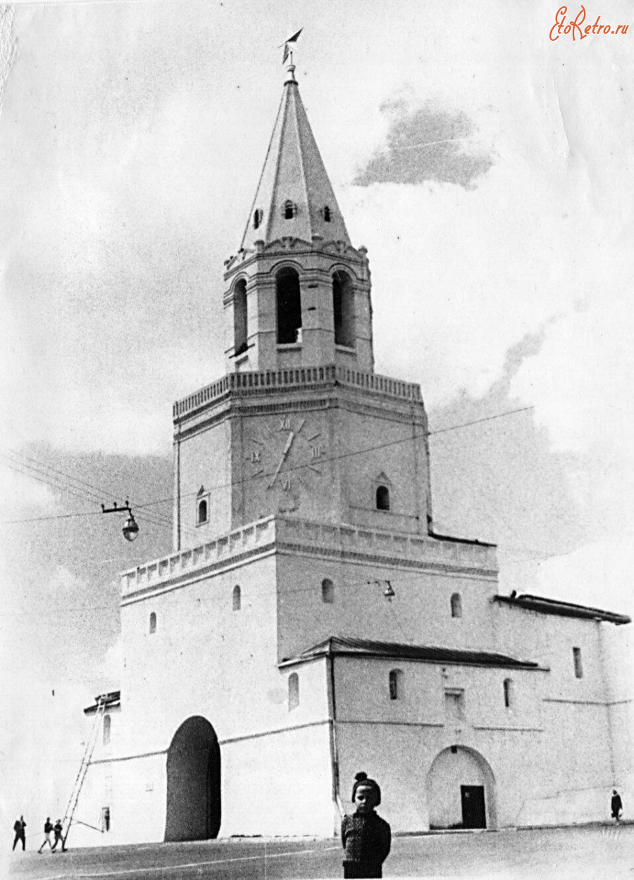 Казань - Спасская башня.