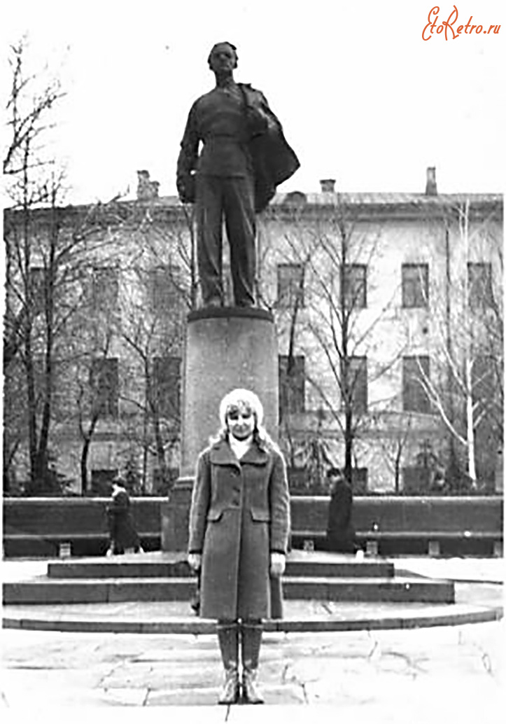 Казань - Памятник В.И. Ульянову.