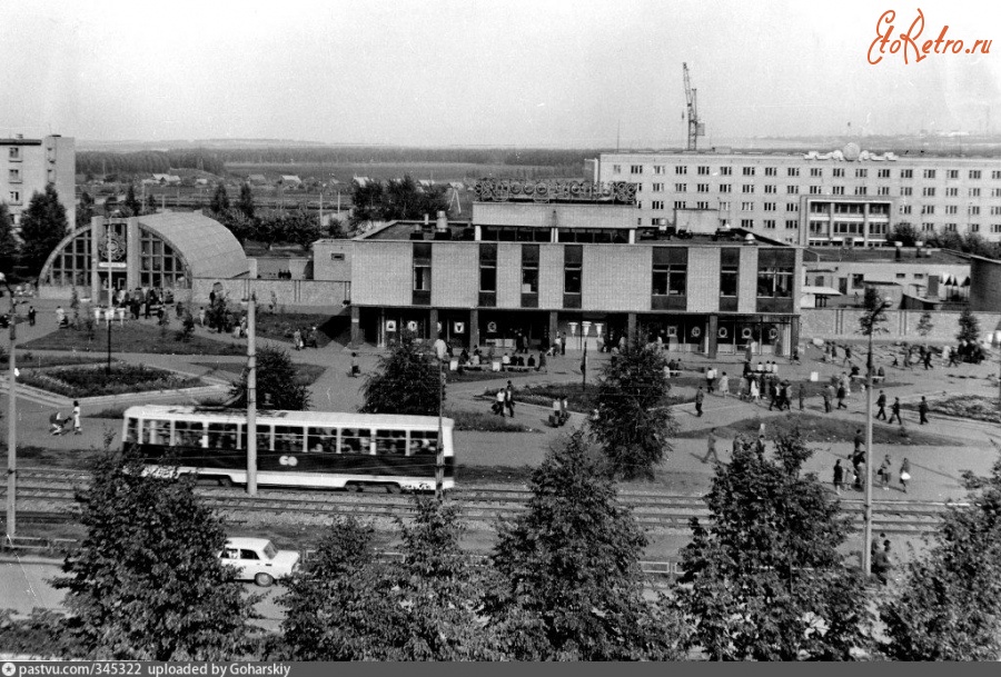 Нижнекамск. Вокзальная улица (1 фото)