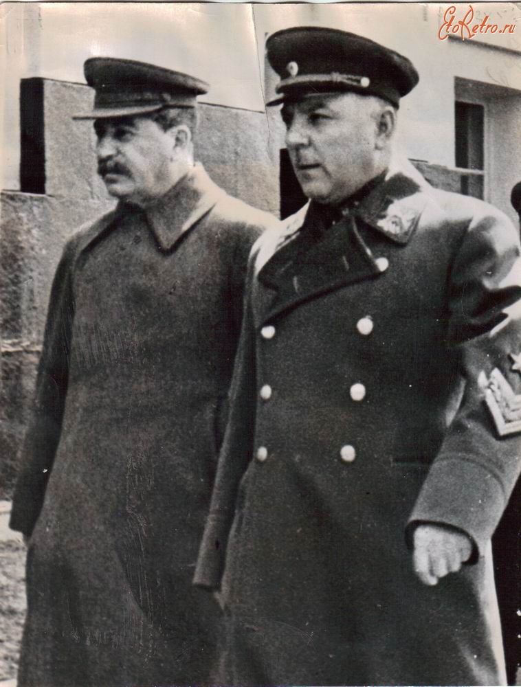 Москва - Сталин и Ворошилов в Кремле