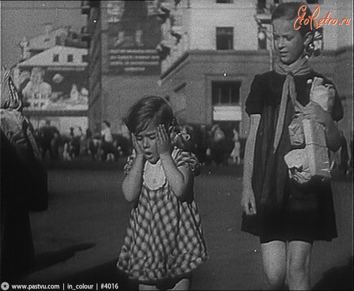 Москва - «Подкидыш»: улица Горького у телеграфа 1939, Россия, Москва,