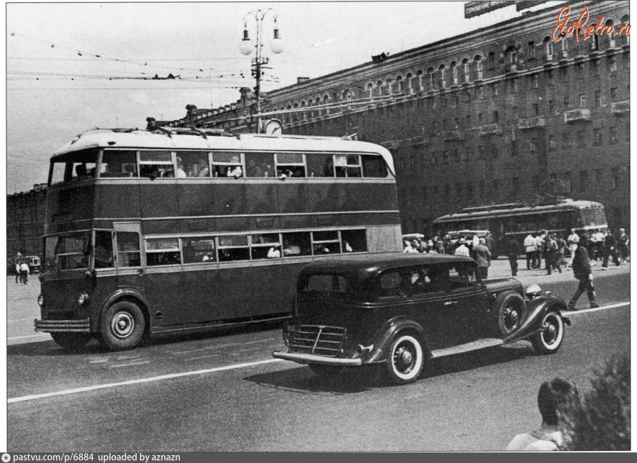 Москва - Двухэтажный троллейбус на Пушкинской площади 1939, Россия, Москва,
