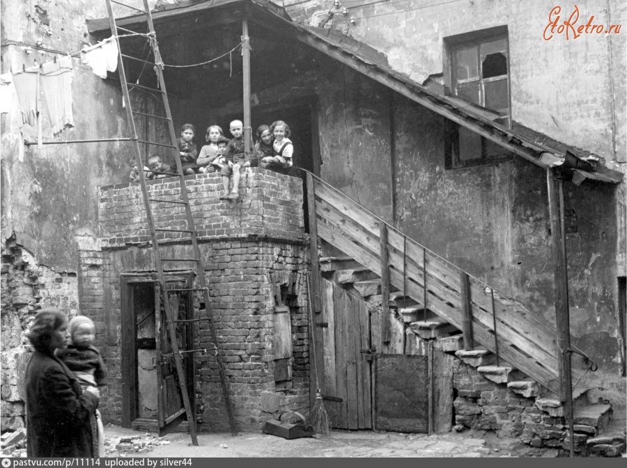 Москва - Мокринский переулок, дом № 10. Двор 1940—1941, Россия, Москва,