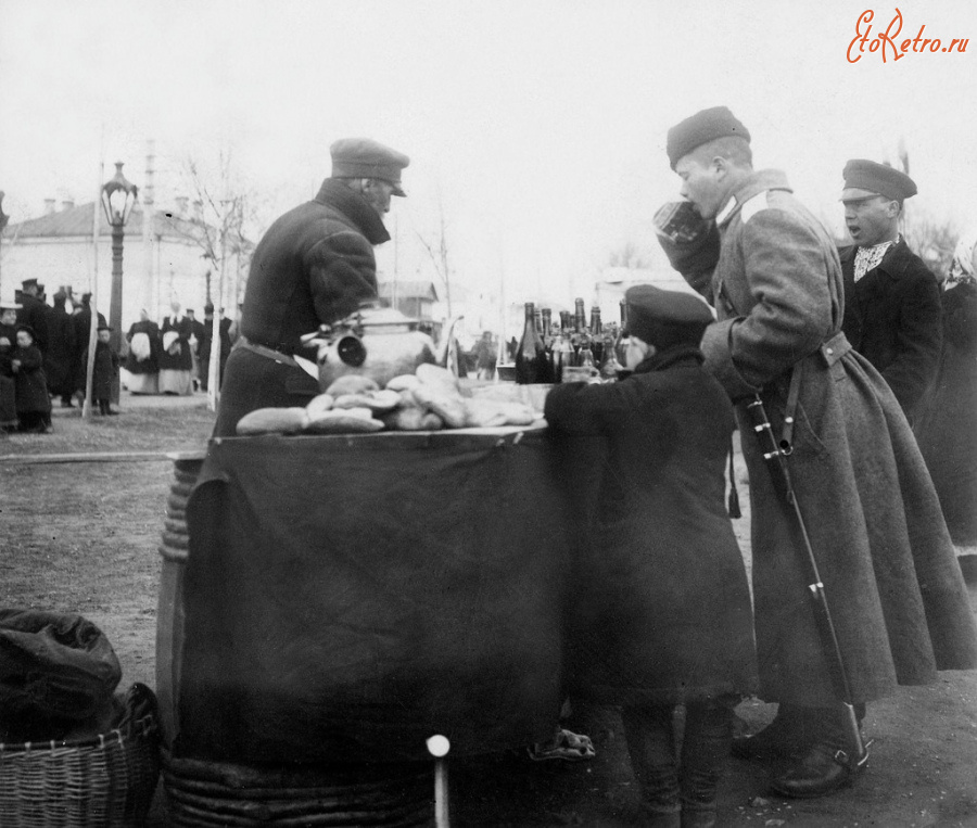 Москва - Торговец чаем на улице Москвы