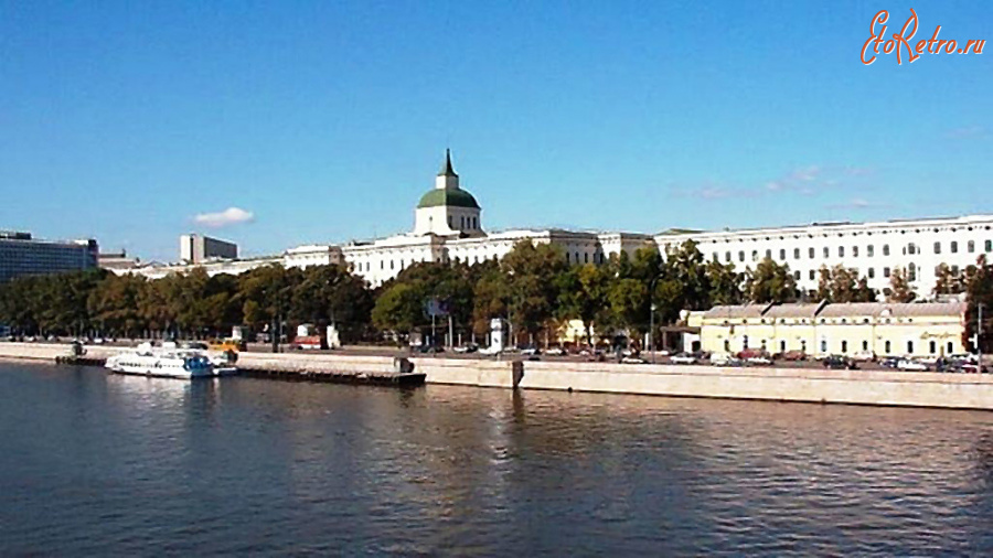 Москва - Военная академия им Ф.Э. Дзержинского.