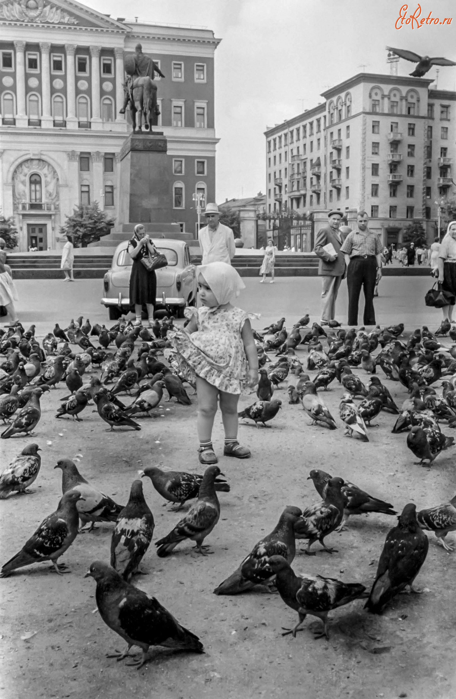 Москва - Советская площадь.