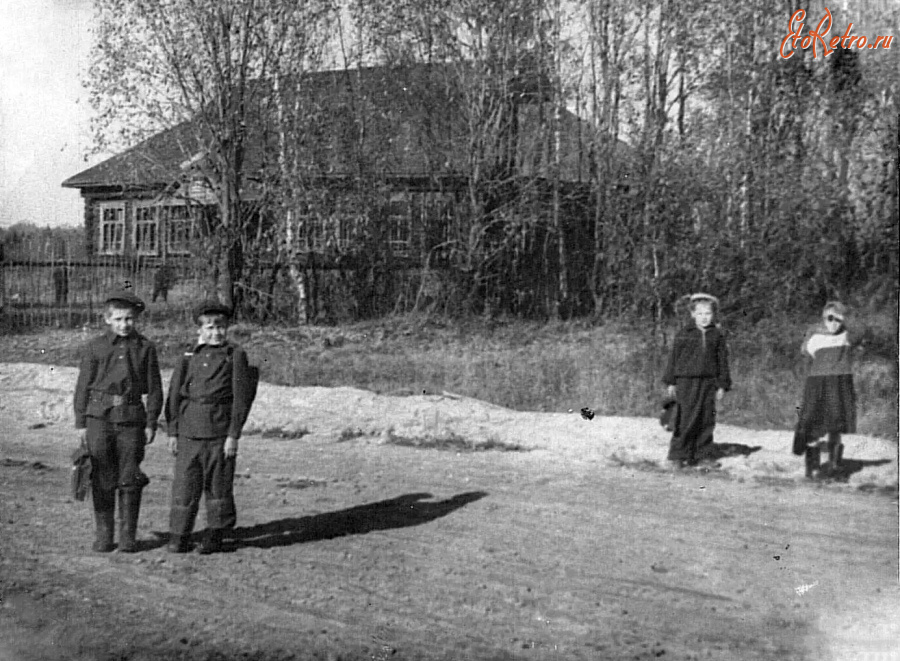 Максатиха - Максатихинский район. Федорцево. Начальная школа.