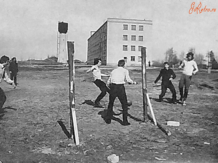 Красный Холм - Учащиеся Краснохолмского сельскохозяйственного техникума.