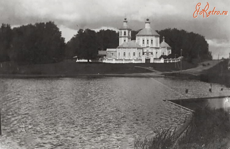 Белый - Будино. Церковь Рождества Пресвятой Богородицы.