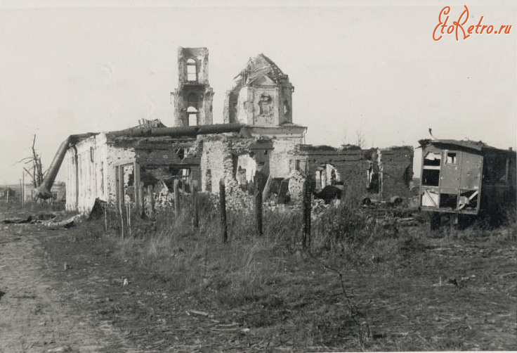 Белый - Церковь Воскресения Словущего (Воскресенская церковь), восточный фасад.