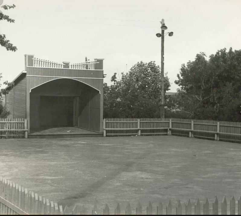 Венев - Венёв.  Городская танцплощадка. 1965 год.