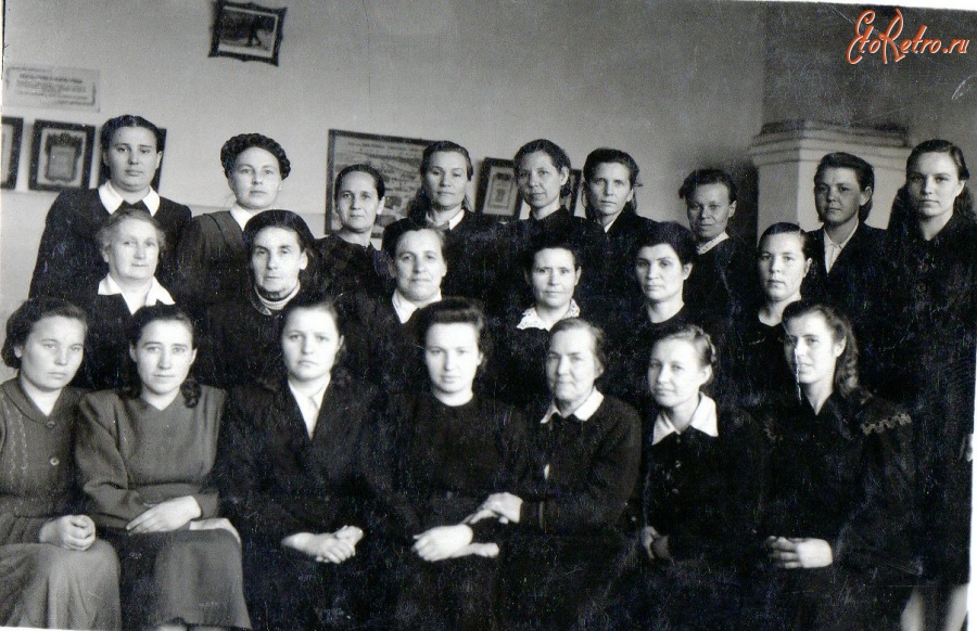 Болохово - Коллектив учителей Болоховской семилетней школы №1 в 1954 году
