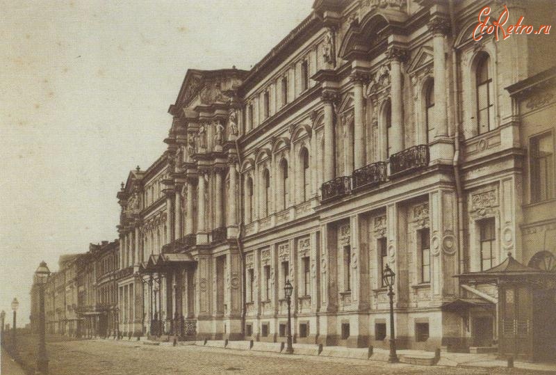 Санкт-Петербург - Ново-Михайловский дворец на Дворцовой набережной