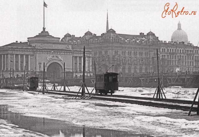 Санкт-Петербург - Адмиралтейство .