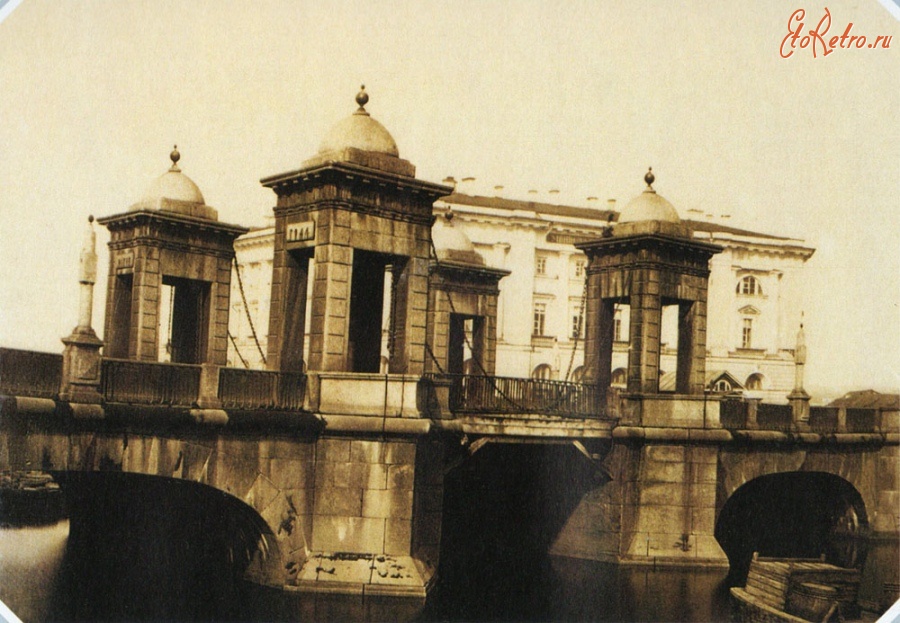 Санкт-Петербург - Чернышёв мост на Фонтанке.