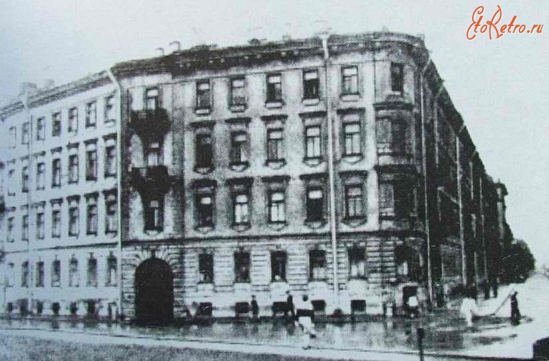 Санкт-Петербург - Дом на углу Пряжки и Офицерской, в котором Александр Блок жил в 1912-1921 годах и написал поэму 