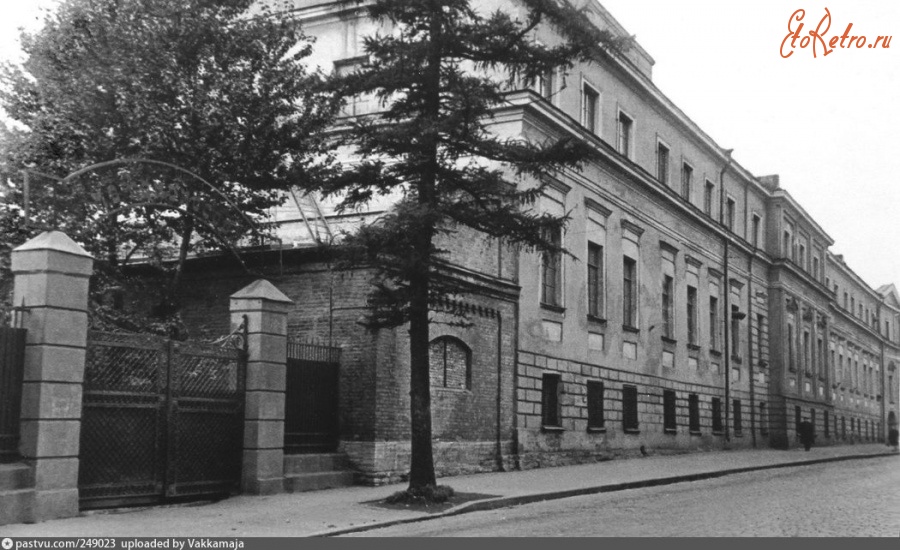 Санкт-Петербург - Фасад Ленинградского Фарфорового Завода