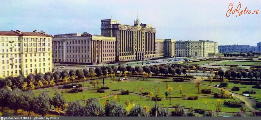 Санкт-Петербург - Дом Советов на Московской площади