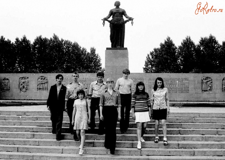Санкт-Петербург - Ленинград, Пискаревское мемориальное кладбище.
