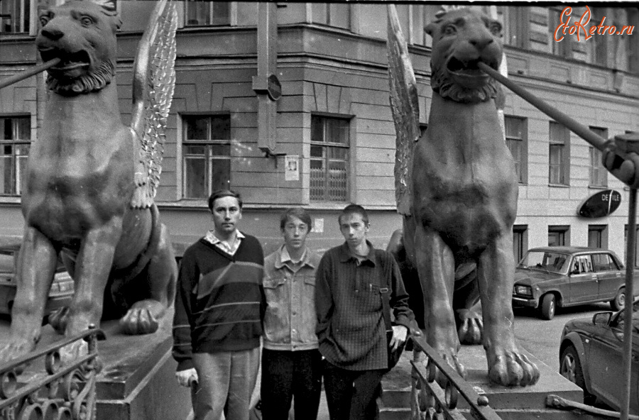 Санкт-Петербург - На Банковском мосту.